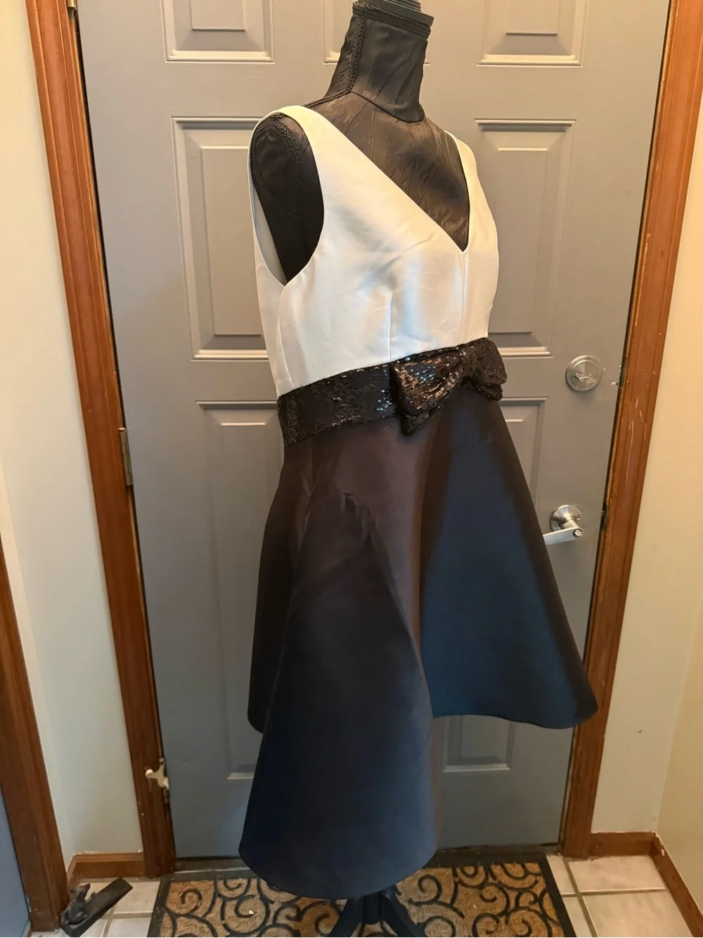 kate spade -White black formal fit and flare cocktail dress sequin bow tie-NWT